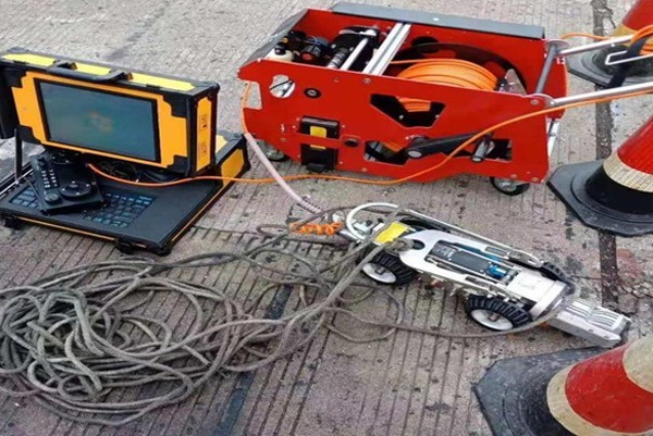 扎鲁特CCTV管道检测机器人