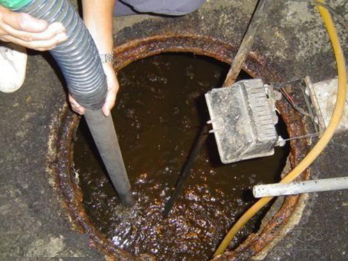 扎鲁特隔油池清理