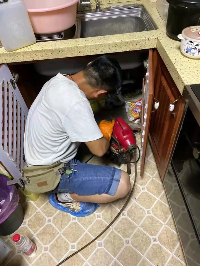 扎鲁特通下水道