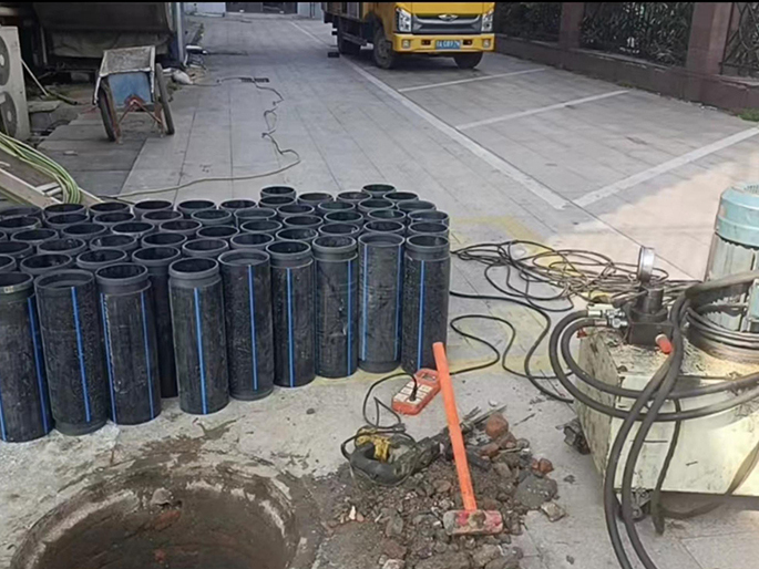 扎鲁特PE置换管厂家 DN315置换管 非开挖管短管置换